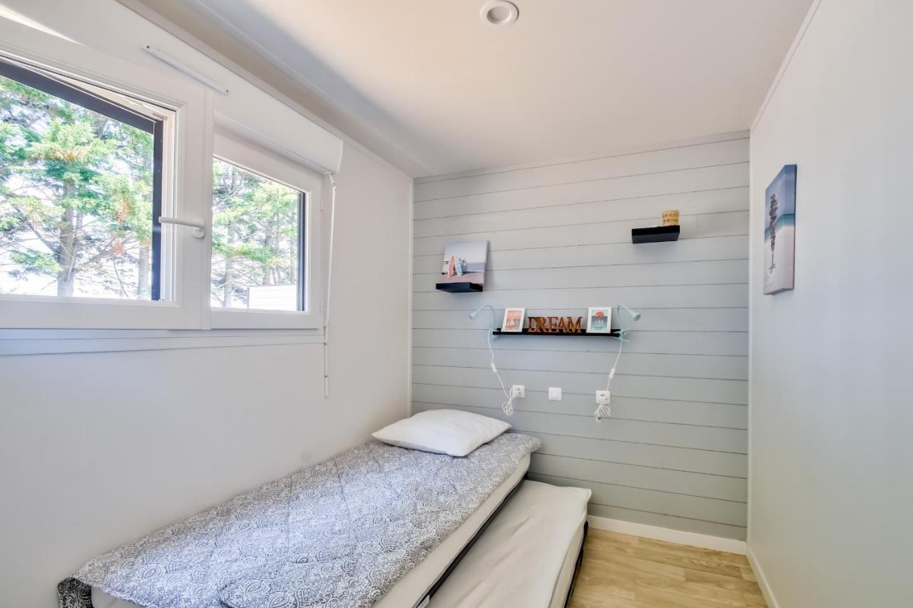 Chalet Pour 8 Dans Residence Avec Piscine Chauffee 布雷蒂诺斯梅尔 外观 照片